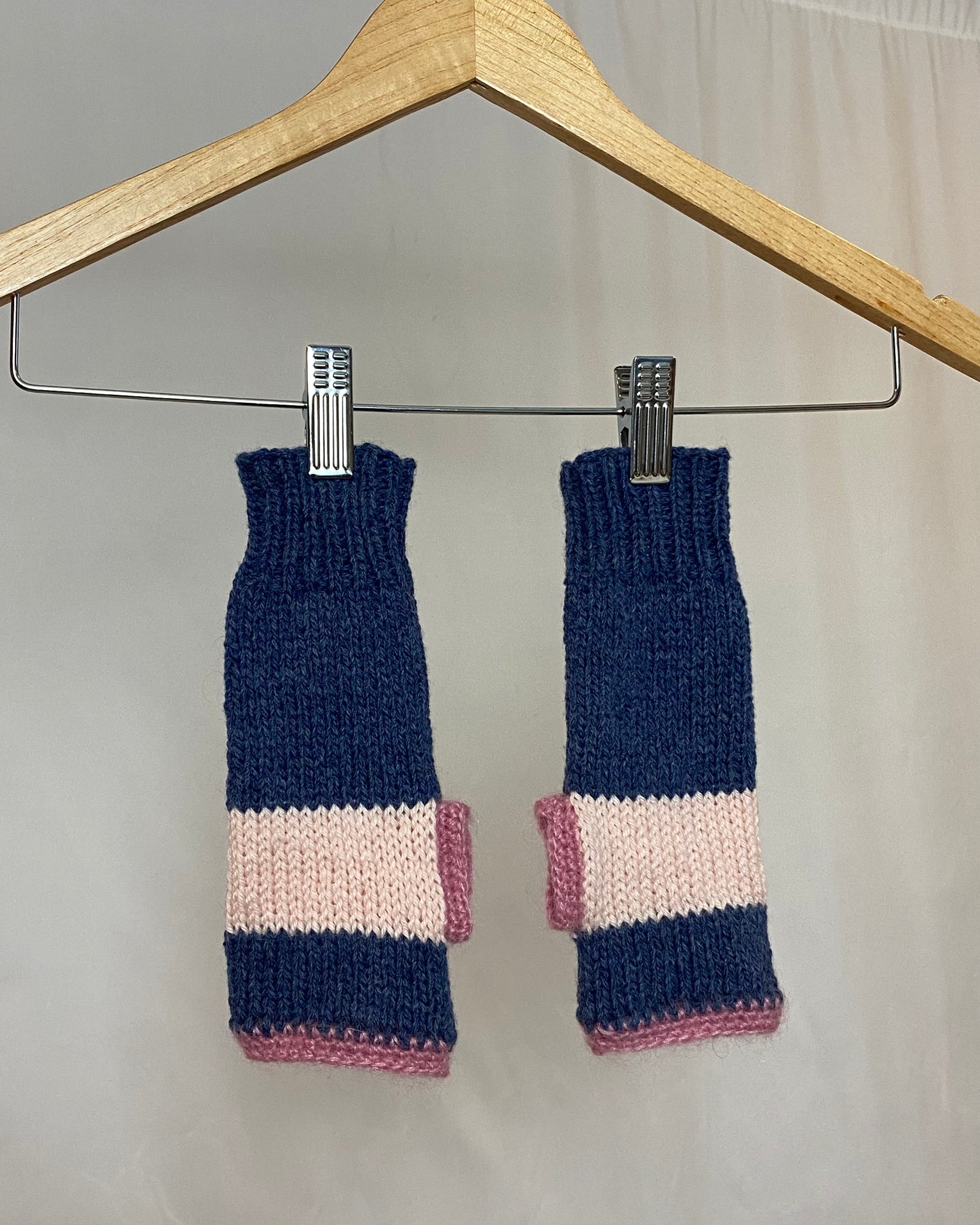 Fingerless Gloves - Blue/Pink